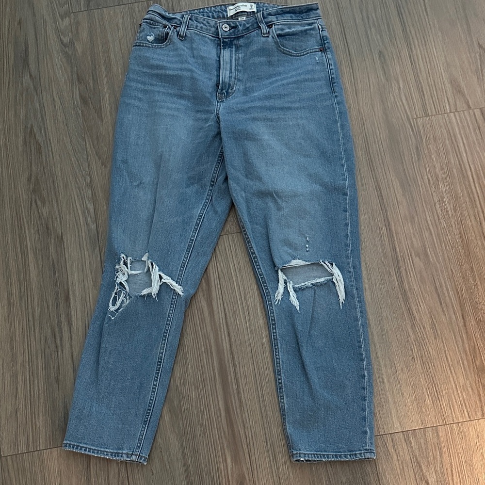 Abercrombie & Fitch Distressed Denim Straight Leg Jeans